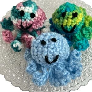 Hand Crafted  Crochet Cat Toys Potent Organic Catnip Octopus Interactive Toys